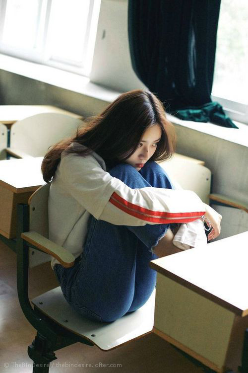 开云-_水上冲浪碟:漂浮中的极速体验_,水上冲浪项目